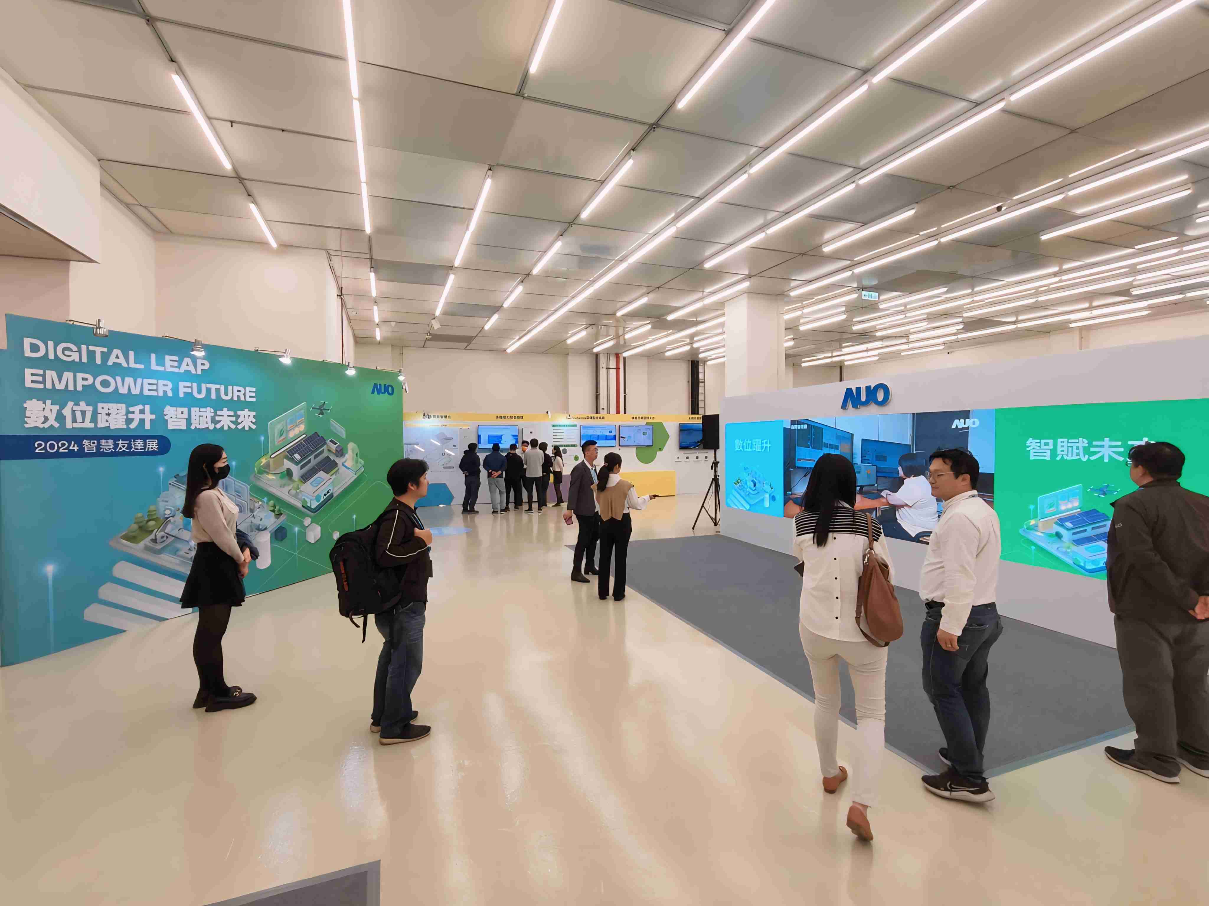 2024智能JDB电子展邀集生态圈伙伴共同参展，，从数字应用、、、、净零减碳到能源发展，，，，创造全方位永续商机，，携手生态圈伙伴迈向永续未来